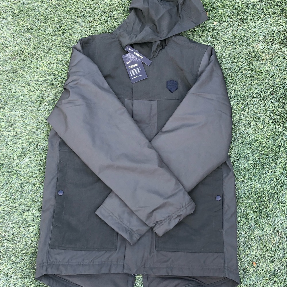 Nike Lebron James Protect Therma Jacket